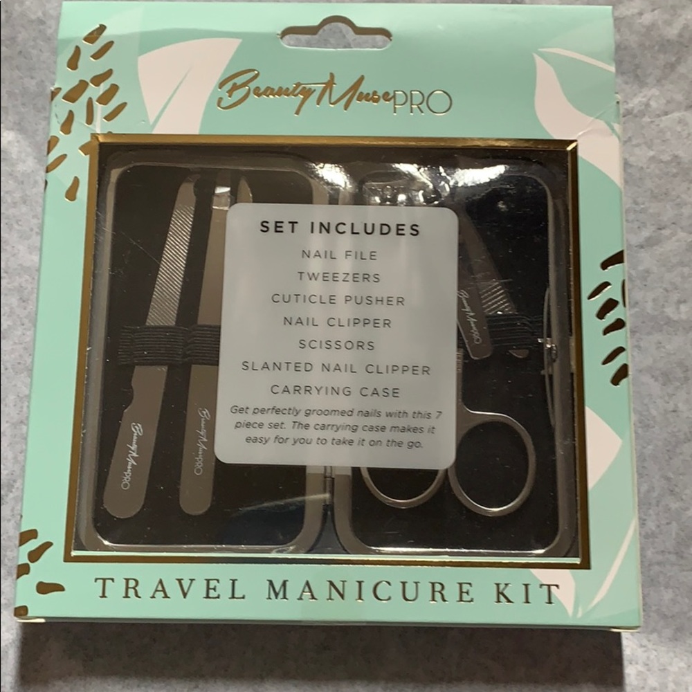 Beauty Muse Pro Travel Manicure Kit